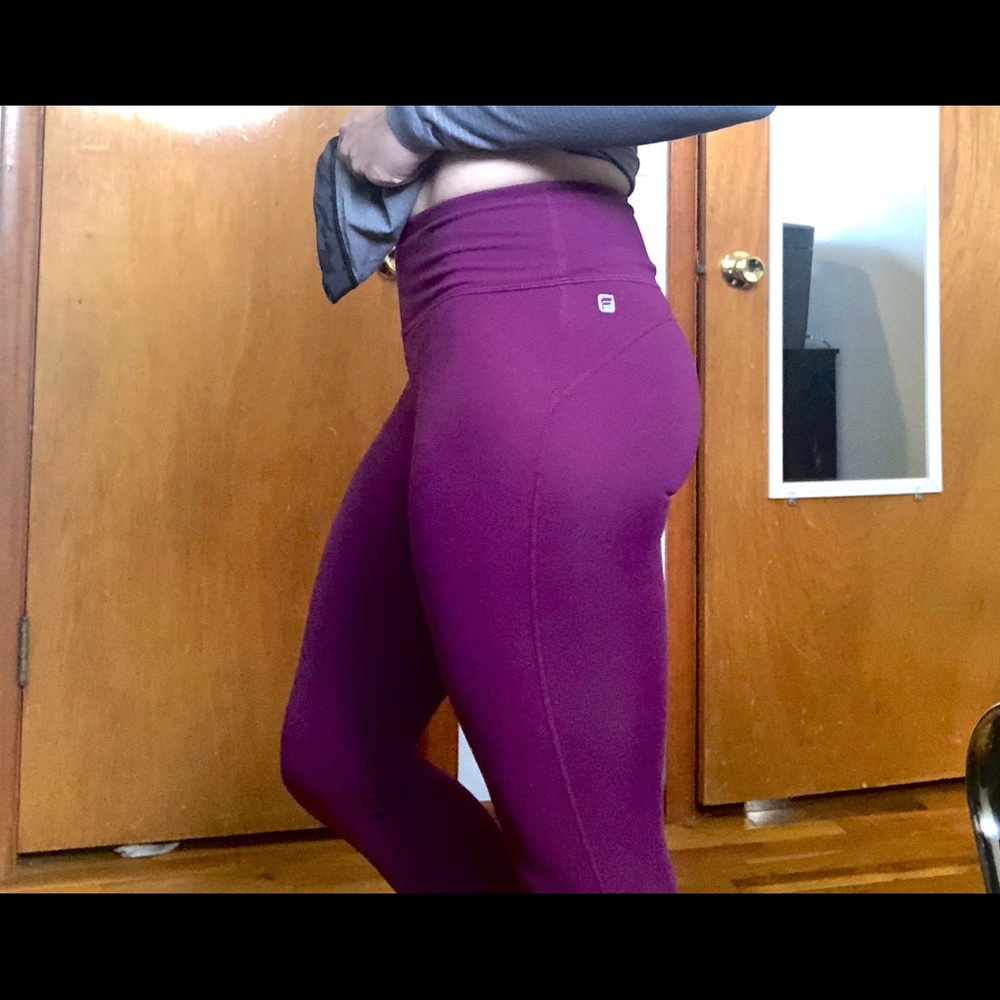 Fabletics capri leggings